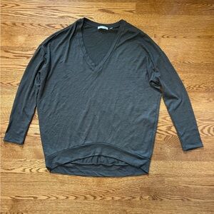 Aritzia Wilfred Free Green V-Neck Longsleeve